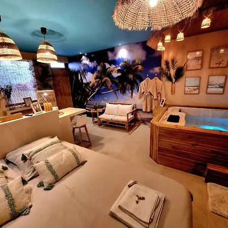 Apartment Les Spas De La Mer, Appart&spa Aloha, 100m De La Plage, Plein Coeur Du Grau *