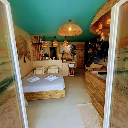 Apartment Les Spas De La Mer, Appart&spa Aloha, 100m De La Plage, Plein Coeur Du Grau Le Grau-du-Roi